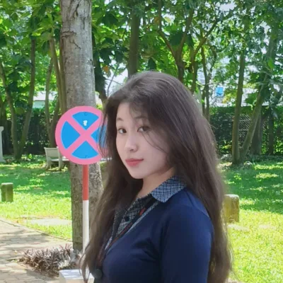 Hồ Kim Châu